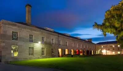 Rwy Suite48 Luxury Suite with Optional Parking Hotels in 