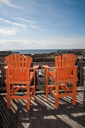 Island Time is an enchanting oceanfront cottage perfect for couples Отели в г. Хаттерас