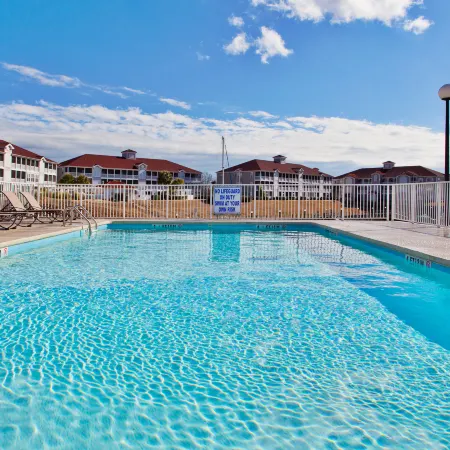 Holiday Inn Express & Suites N. MYRTLE BEACH-LITTLE RIVER by IHG
