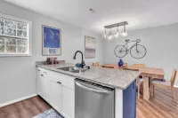 Bike-in Bike-out handsome 3-bedroom townhome in heart of Bentonville