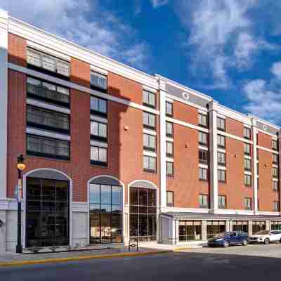 Hilton Garden Inn Terre Haute Hotel Exterior