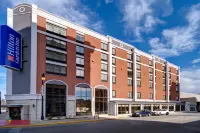 Hilton Garden Inn Terre Haute Hotels in der Nähe von New Theater