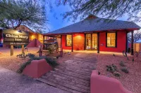 China Mary Inn:  China Mary Casita Fountain Courtyard w/games, BBQ & Live Music!