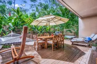 Best Kapalua Location w/ 3 bedrooms, hot tub, lanai w/ 2 car garage @ Napili Bay