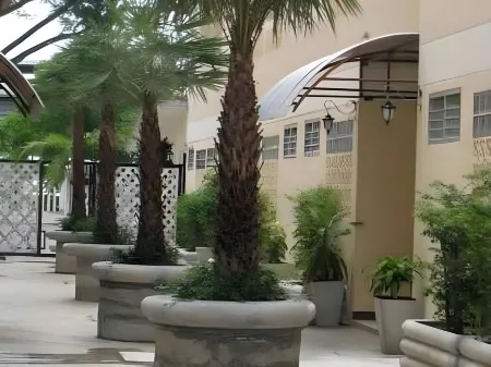 Rafael Hotel and Mansion Bangkok