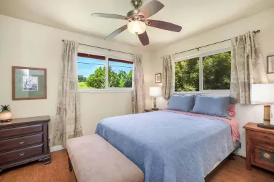 UALANI RETREAT. Spacious Ocean/Mountain View Cottage.Private Tropical Sanctuary.