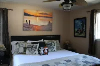 Bass Lake Cozy Cottage near Yosemite