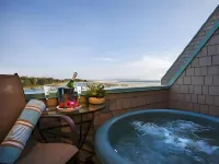 SeaVenture Beach Hotel - Romantic