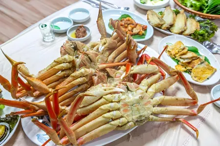 Yeongdeok Taebo Pension Отели в г. Йондок