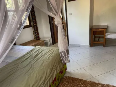 Guest room 1, A home away from home!  호텔
