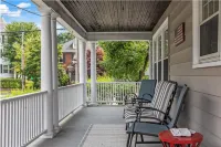 NEW 3BR Salem Townhouse Minutes to downtown