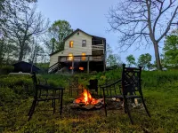 Old Post Office - Fam/Pet/EV Friendly in wild and wonderful Canaan Valley, WV!