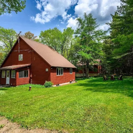 Lovely Lodge, near Old Forge