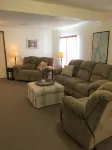 湖畔逸居度假屋
