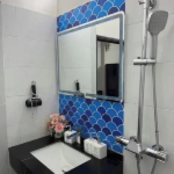 Sunflower Hotel by Huong Duong Hotel - Thanh Hoa 清化酒店