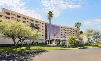 Hilton Tucson East