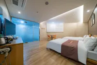 Wonju Riverview Hotel di Wonju