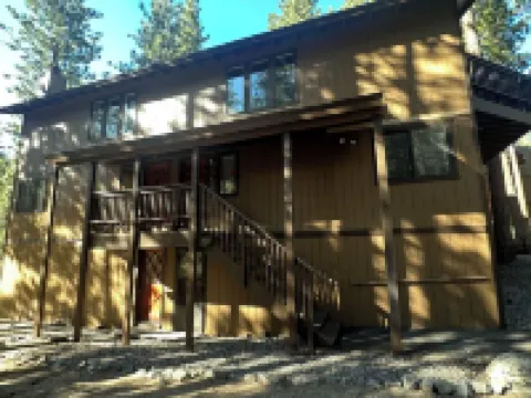 Large 1875 SF  2-bedroom + 2 LR with Sofa Beds townhome in Zephyr Cove with WiFi Hotels in Zephyr Cove–Round Hill Village