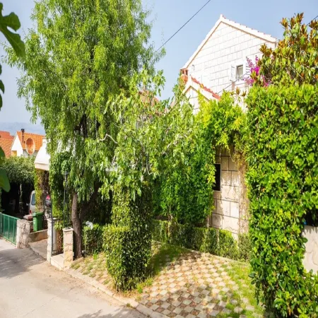 Apartments Roda
