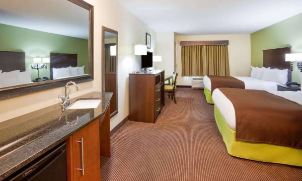 AmericInn by Wyndham Hartford SD