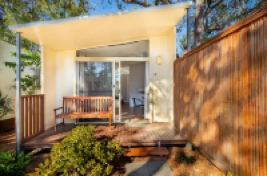 拜倫灣英吉尼亞假日飯店 拜倫灣住宿飯店