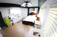 Andong River Sunset Pension - balcony