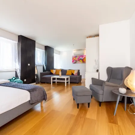 Industrial Lisbon Apartment - Adults Only