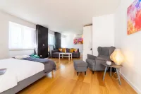 Industrial Lisbon Apartment - Adults Only - Pensionaatit