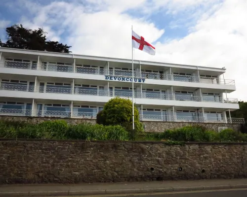 Devoncourt Devoncoast SeaView Apartments Hotel a Brixham
