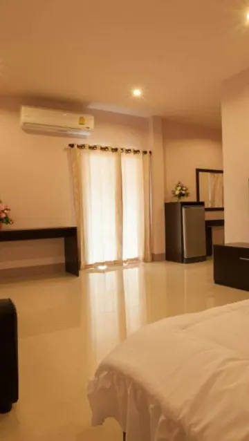 ห้องจูเนียร์สวีท, 1 เตียงคิงไซส์, ลาไน, ทาวเวอร์