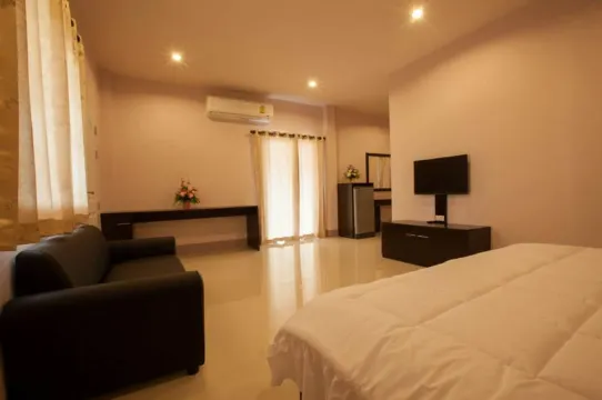 ห้องจูเนียร์สวีท, 1 เตียงคิงไซส์, ลาไน, ทาวเวอร์