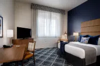 Hotel at Old Town Hotels near The Keeper of the Plains