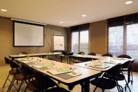 Campanile Chateau Thierry Hotels in Brasles