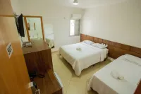 Carlton Plaza Torre Hotels in Araxa