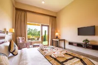 Hotel Lalita Grand Mathura- Vrindavan - boutique
