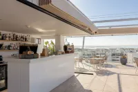 Pure  Concept Hotel - bar
