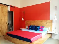 The Place Hostel & Rooftop Bar Hotels in Tuol Ta Ek