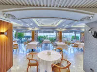 Numa Port Hotel Hotels near Cleopatra's Beach