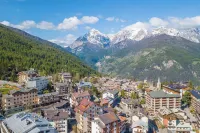 Studio Placide Mountain View - Happy Rentals Hotels near The Club