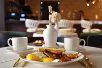 The Swiftwater - breakfast