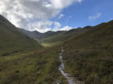 Comfortable Cottage With Spectacular Sea And Mountain Views