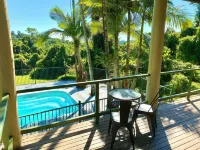 Jackaroo Treehouse Rainforest Retreat - Beach