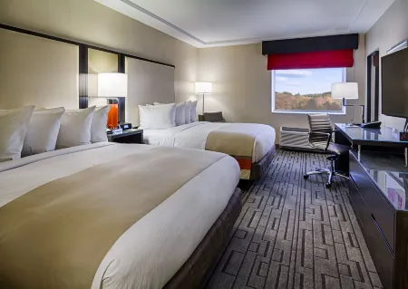 DoubleTree by Hilton Bristol Отели в г. Плейнвилл