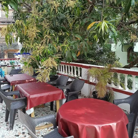 Villa AlexMarie guest house