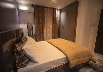 Fully Furnished Two Bedrooms Modern Kitchen Wifi Hotels near Amanfrom CPC Park