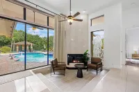 Spacious Home Wpool Tennis Court - Villaer