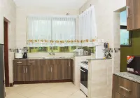 Sunset Paradise Holidays Homes فنادق في شانزو