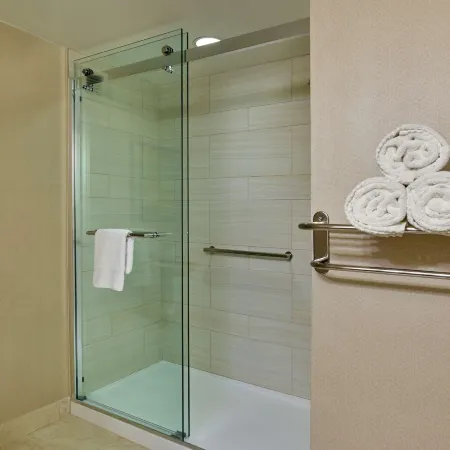 Hilton Los Angeles North-Glendale & Executive Meeting Center
