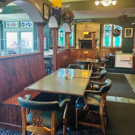 County Clare Irish Hotel & Pub