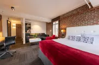 호텔 데 쿠텔리에 모나스테르 데 오구스틴스 주변 호텔